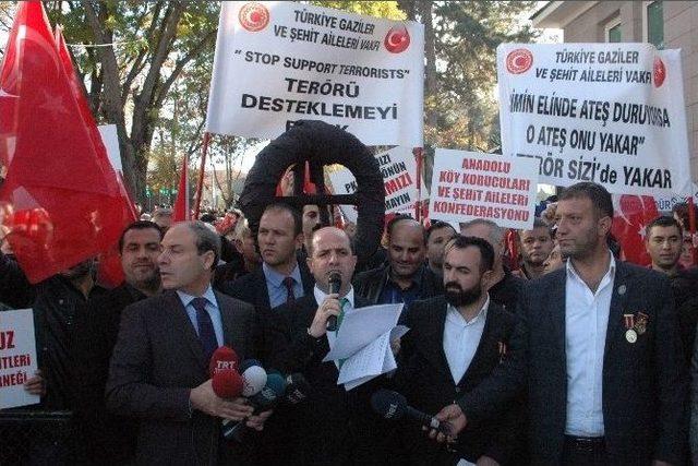 Şehit Ve Gazi Yakınlarından Fransa’ Ya Terör Protestosu