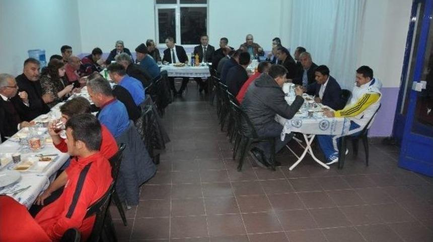 Başkan Uysal&rsquo;dan Spor Kul&uuml;plerine Destek S&ouml;z&uuml;