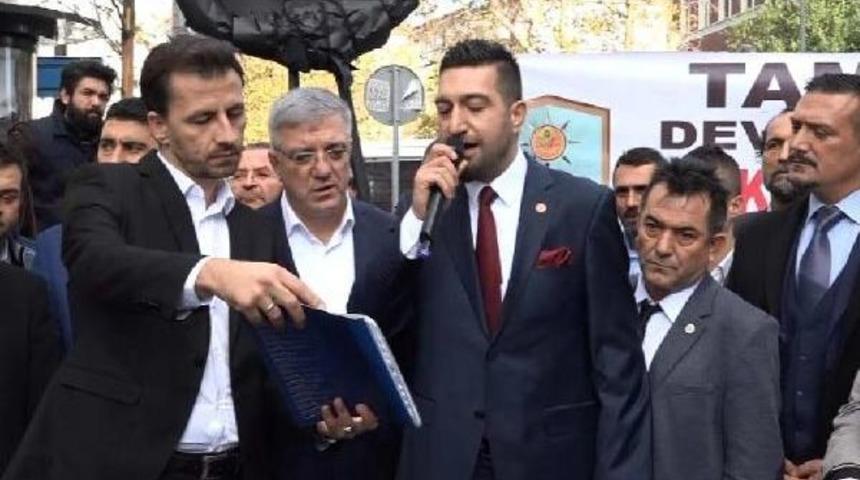 Alman Konsolosluğu &Ouml;n&uuml;ndeki Eyleme Polis &Ouml;nlemi