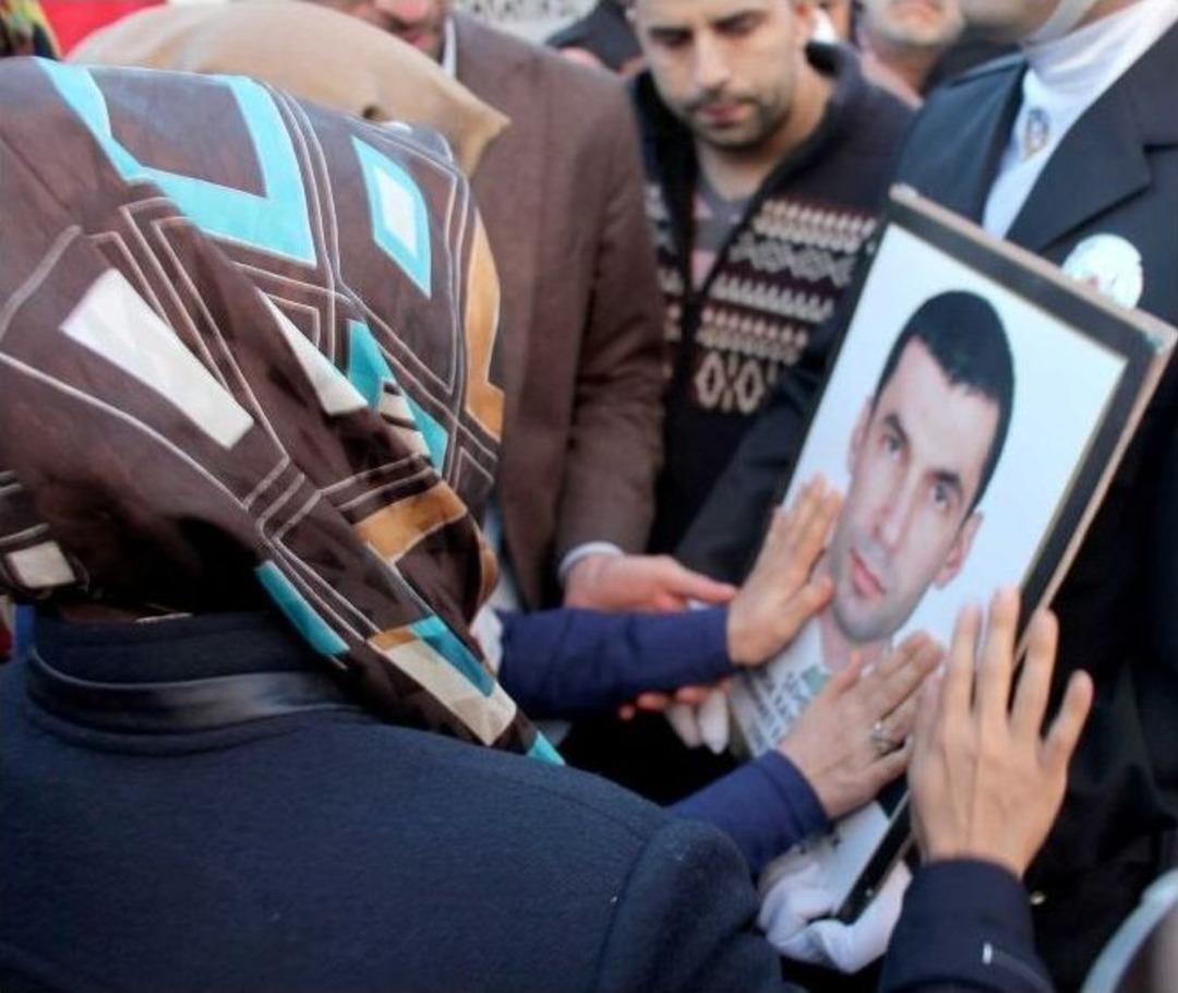 Şehit Kaymakam Safit&uuml;rk&rsquo;&uuml;n Cenazesi Baba Ocağına Getirildi