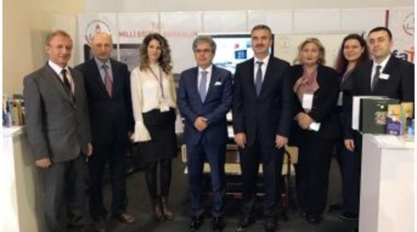 “her Eğitim Kurumu Teknolojiden Azami Ölçüde Faydalanmalıdır”