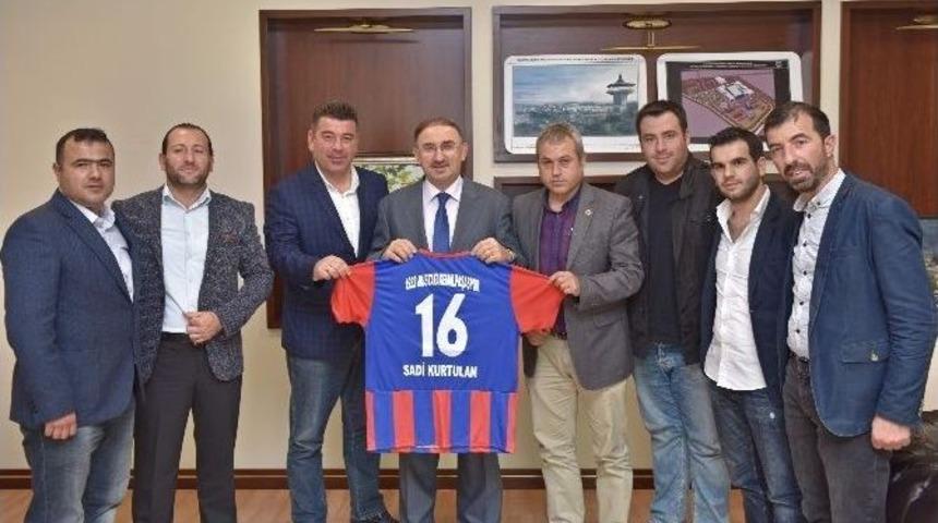 Mustafakemalpaşa’da Sporda Tesisleşme Hamlesi