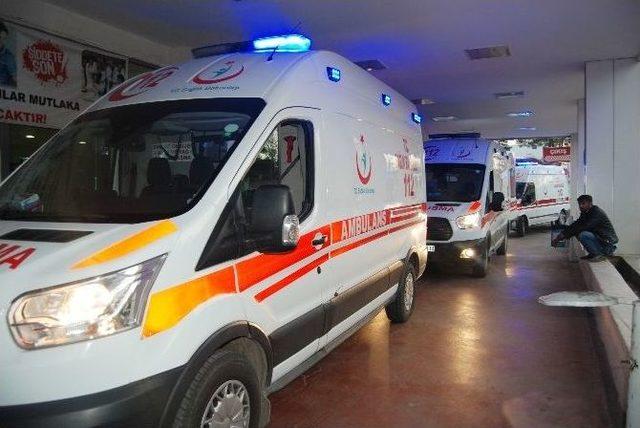 Şanlıurfa’da Otomobil Dereye Uçtu: 1’i Ağır 3 Yaralı