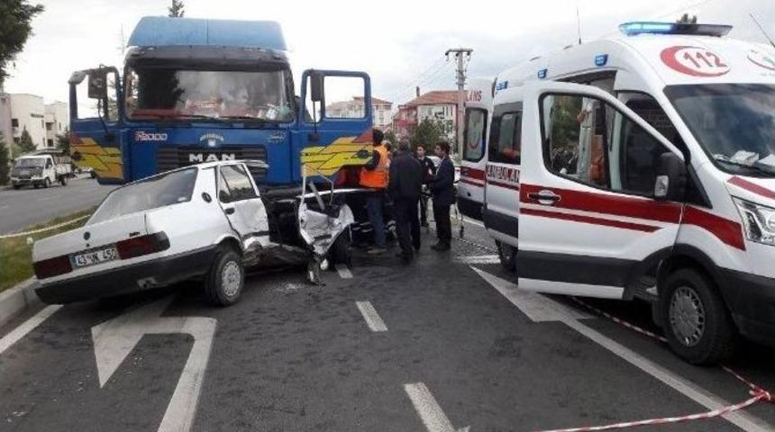 K&uuml;tahya&rsquo;da Zincirleme Trafik Kazası: 6 Yaralı