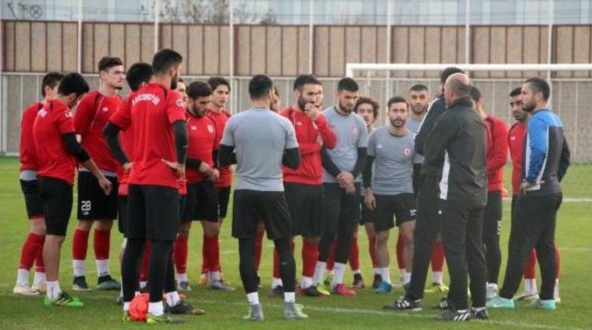 Samsunspor Sportif Direktörü Zeren: Ayrıcalıklı Ödeme Yapmadık