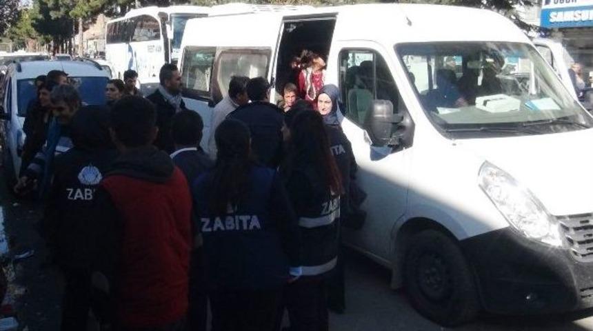 Tatvan&rsquo;da Dilenci Operasyonu: 25 G&ouml;zaltı