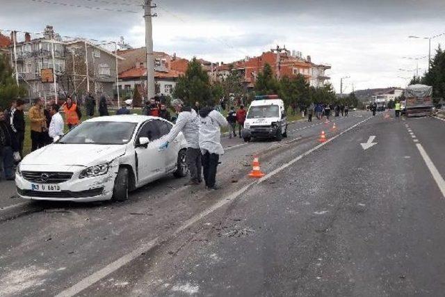 Tavşanlı'da Zincirleme Kaza: 6 Yaralı