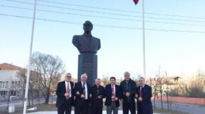 Kars Azerbaycan Kafkas K&uuml;lt&uuml;rleri Derneği&rsquo;den Aliyev&rsquo;e Anlamlı Ziyaret