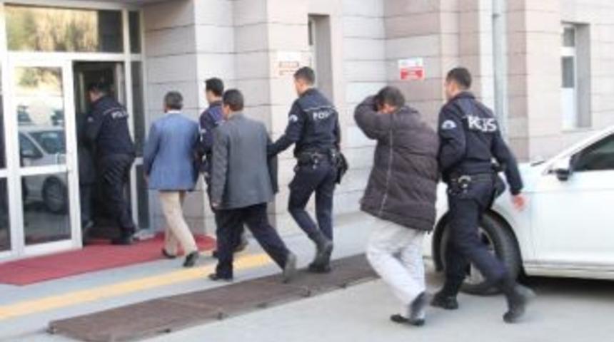 Yozgat&rsquo;ta 6 Kamu Personeli Fet&ouml;&rsquo;den Tutuklandı