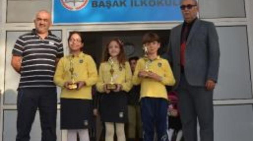 Aydın &Ouml;zel Başak Koleji &Ouml;ğrencilerden Tenis Turnuvasında Derece