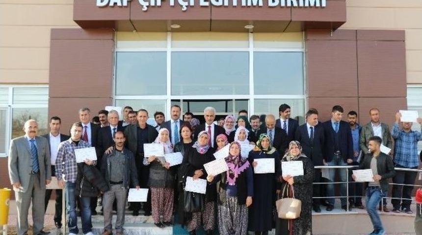 Eğitimden Ge&ccedil;en Besiciler Sertifika Aldı