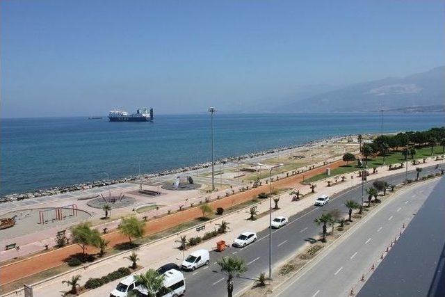 İskenderun Körfezi’ndeki Hayalet Gemi Tehlikesi Sürüyor