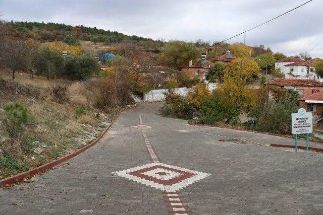 &Ccedil;amur Yoldan Tozsuz Sokağa 1