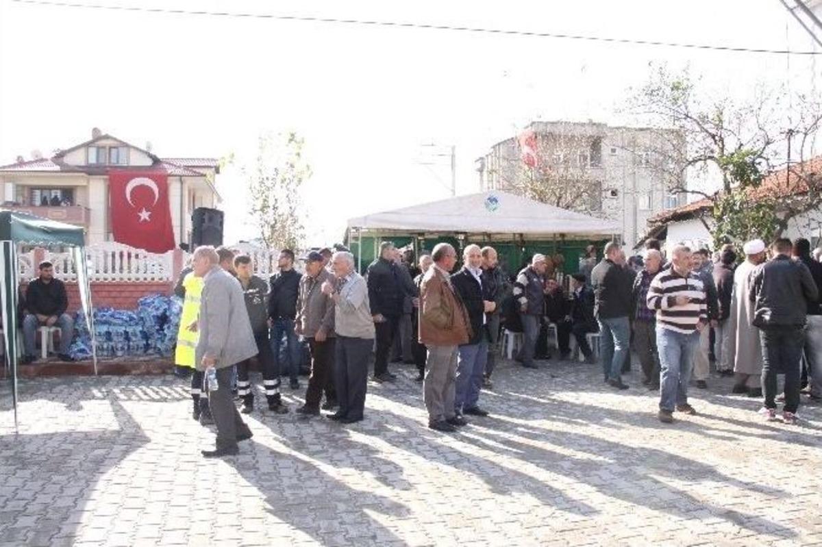 Sakarya, Şehit Kaymakam Safit&uuml;rk&rsquo;&uuml; Uğurluyor