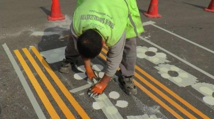 Gaziantep&rsquo;te &Ccedil;izgili Değil &Ccedil;i&ccedil;ekli Ge&ccedil;it