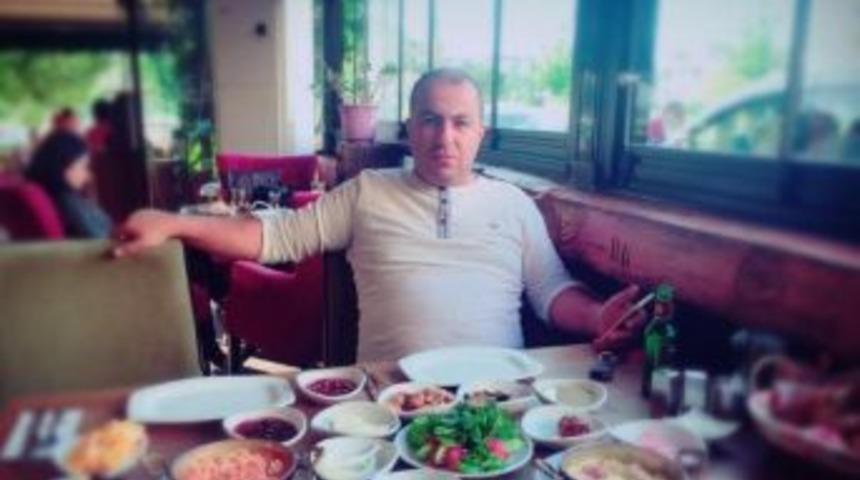 Evinin &Ouml;n&uuml;nde Silahlı Saldırıya Uğrayan M&uuml;teahhit Hayatını Kaybetti