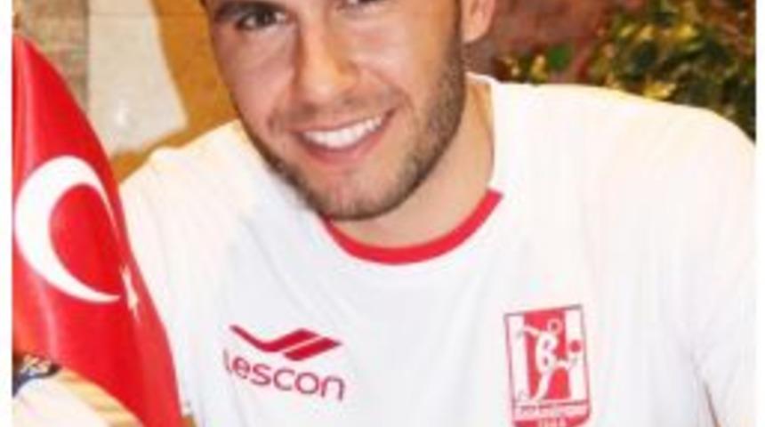 Balıkesirspor'da C&uuml;neyt D&ouml;n&uuml;yor