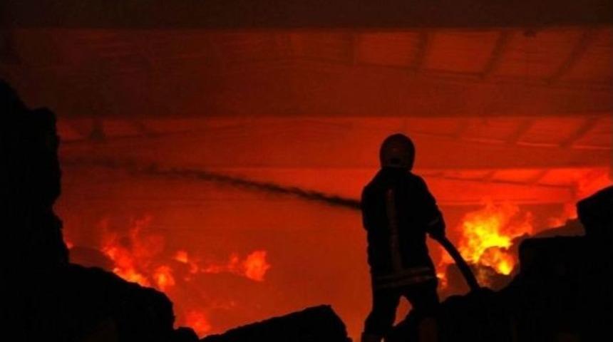 Mersin B&uuml;y&uuml;kşehir Belediyesi İtfaiyesi, Son İki Yılda 11 Bin Olaya M&uuml;dahale Etti