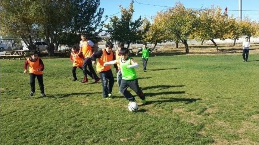 15 Temmuz Şehitleri Malatya&rsquo;da D&uuml;zenlenen Futbol Turnuvası İle Anıldı