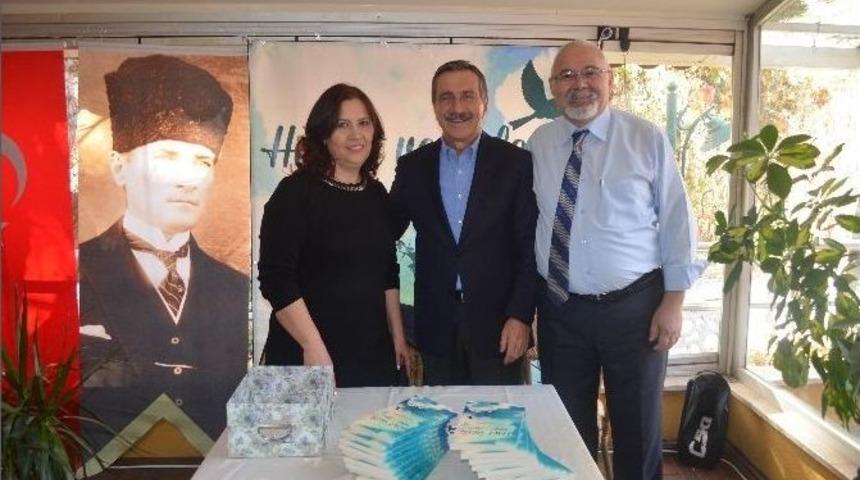 Y&ouml;r&uuml;k&ccedil;&uuml;, Hasret Ve &Ouml;zlemi Dizelerle Anlattı