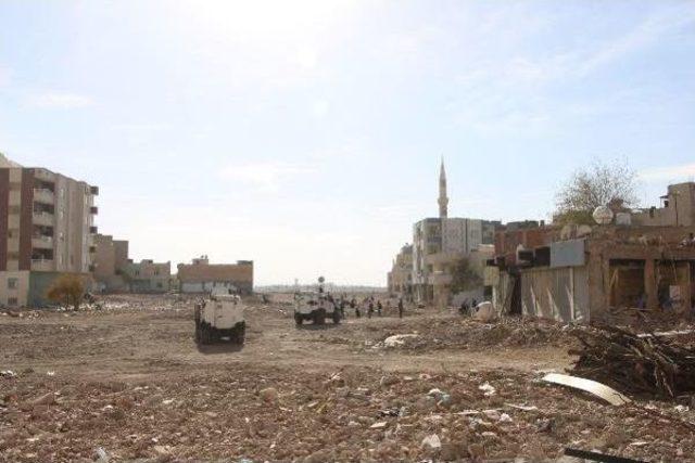 Nusaybin de Tel &Ouml;rg&uuml; Geri &Ccedil;ekildi, &Ccedil;atışma Izleri Ortaya &Ccedil;ıktı 1