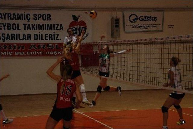 Bayramiçspor Lideri Ağırladı