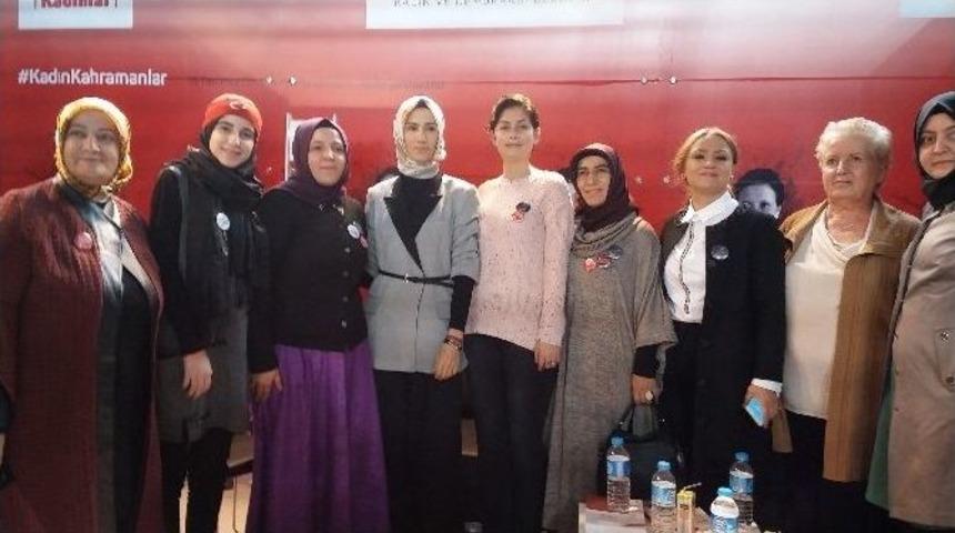 &lsquo;tanklardan G&uuml;&ccedil;l&uuml; Kadınlar&rsquo; Panelinde Duygusal Anlar Yaşandı