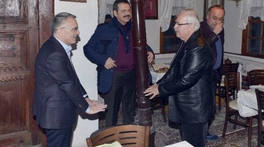 Bakan Ağbal&rsquo;ın Elinden &ldquo;kestane Kebap&rdquo;