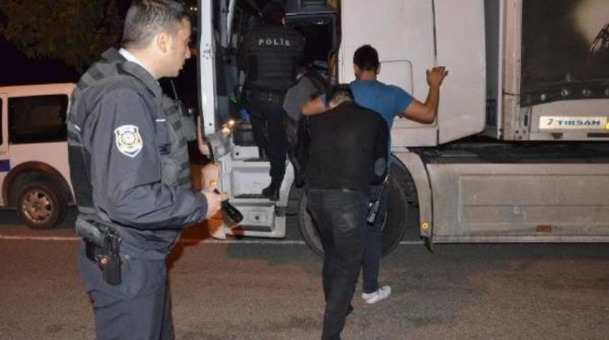 Siverek'te 300 Polisle Asayiş Uygulaması