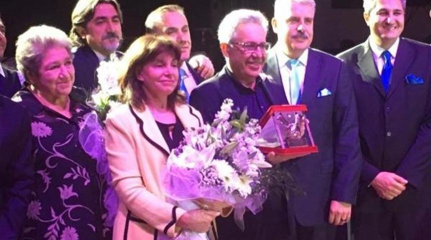 Z&uuml;lf&uuml; Livaneli: Yaşar Kemal Dolayısıyla Adanalı Oldum