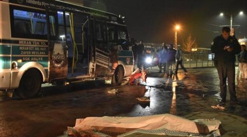Minib&uuml;s&uuml;n Altında Kalan Suriyeli &Ouml;ld&uuml;