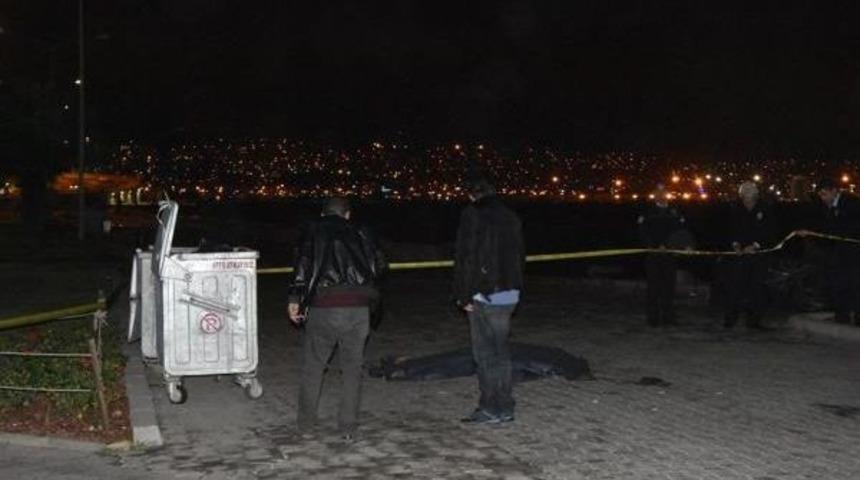 K&uuml;f&uuml;rleşme Kavgası: 1 &Ouml;l&uuml;