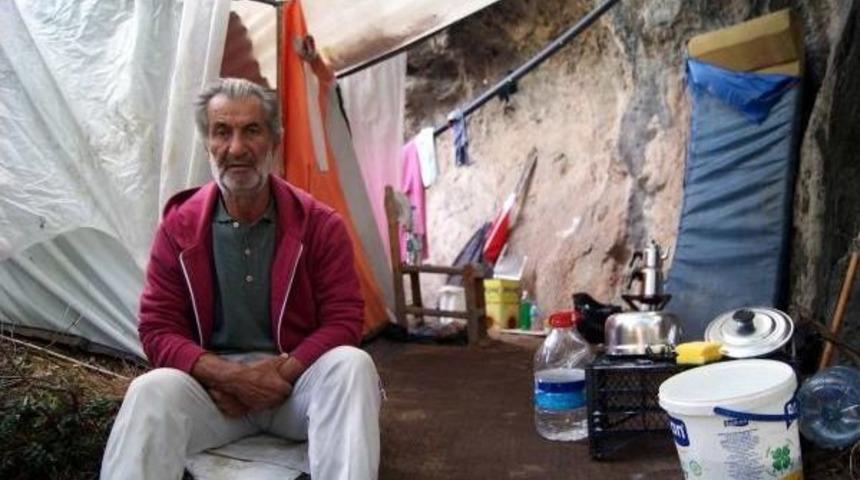 Emekli Maaşı Kredi Borcuna Kesilince Ormana &Ccedil;adır Kurdu