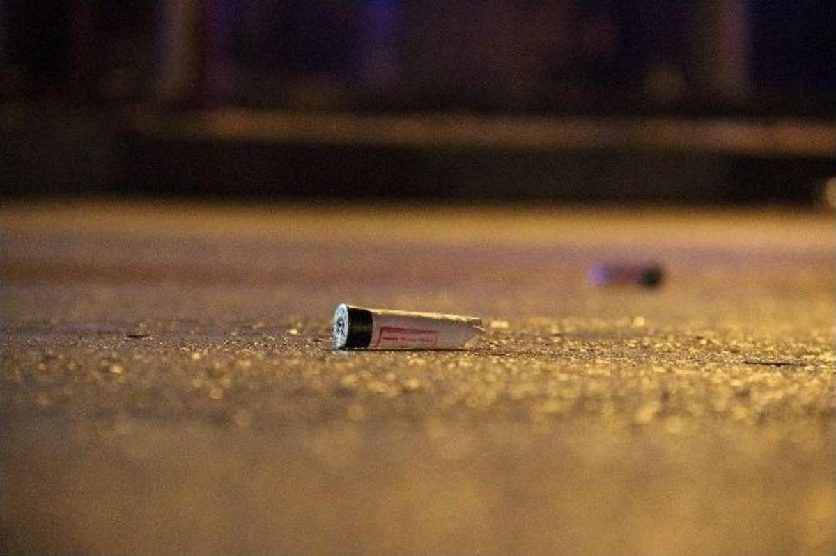 İş Yerinin &Ouml;n&uuml;nde Alkol Alanları Uyardıktan Sonra &Ouml;ld&uuml;r&uuml;ld&uuml;