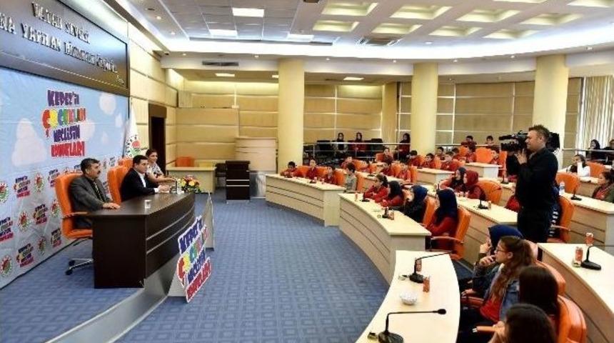 Başkan T&uuml;t&uuml;nc&uuml;: &ldquo;&ccedil;ocuklara Yapılan Yatırım Kaybolmaz&rdquo;
