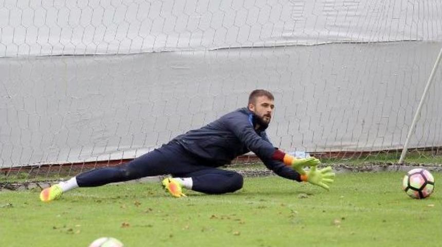 Trabzonspor Kaptanı Onur Kaleyi Kapattı