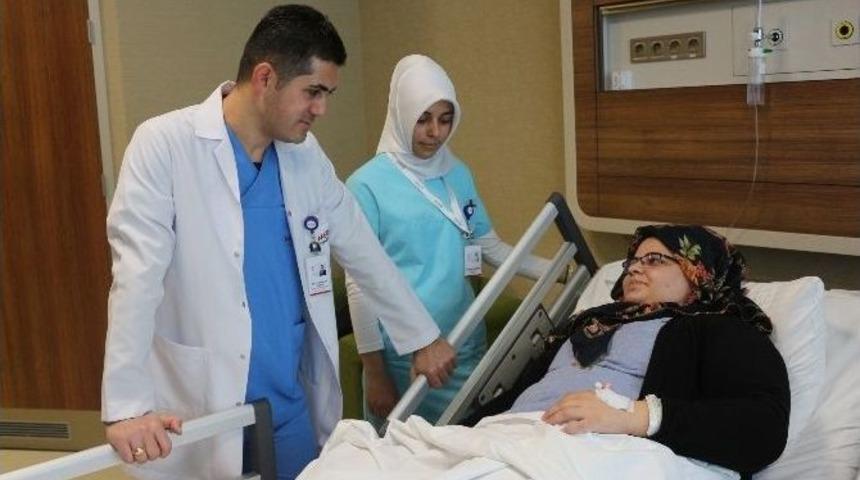Kapalı T&uuml;p Mide Ameliyatı Obeziteye &Ccedil;are Oluyor