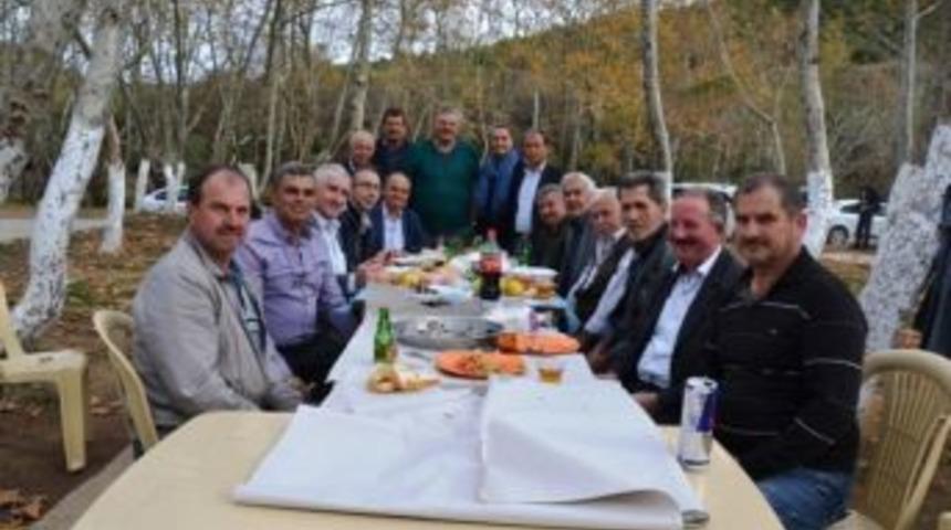 Muhtarlar Birlik Ve Beraberlik İ&ccedil;in Piknikte Buluştu