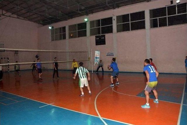 Çatak’ta Voleybol Turnuvası