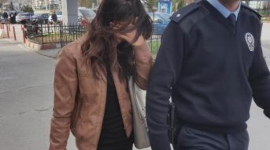 Hırsızlar Ev Sahibine Yakalandılar