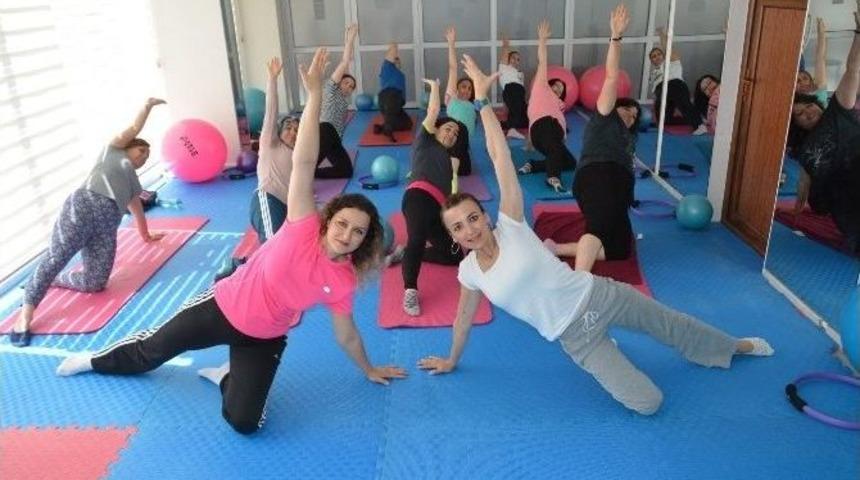 Yunusemreli Bayanlar En &Ccedil;ok Sporu Tercih Ediyor