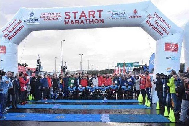 Bağcılarlı Atletler 38. İstanbul Maratonu&rsquo;na Katıldı 1