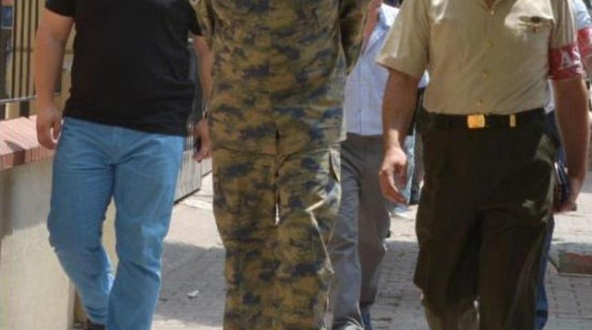 Adana'da Darbeci 5 Eski Eski Subayla Ilgili Dava Açıldı