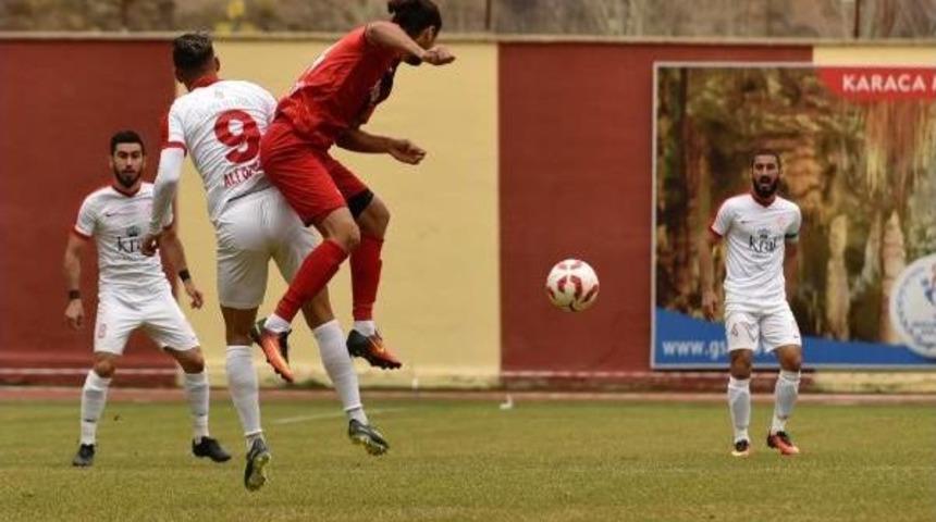 G&uuml;m&uuml;şhanespor-Kastamonu 1966: 3-2