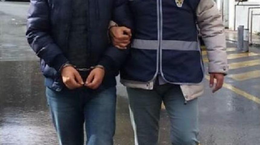 Kadına &Ccedil;arpıp Ka&ccedil;an S&uuml;r&uuml;c&uuml;, Kameralardan Yakalandı