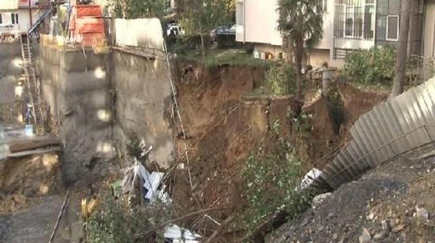 Toprak Kaydı, Iş Makinaları Toprağa G&ouml;m&uuml;ld&uuml;