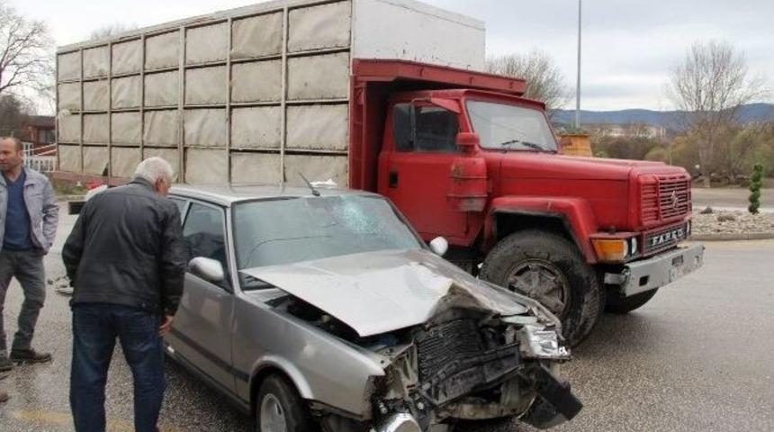 Bolu&rsquo;da Trafik Kazası: 1 Yaralı