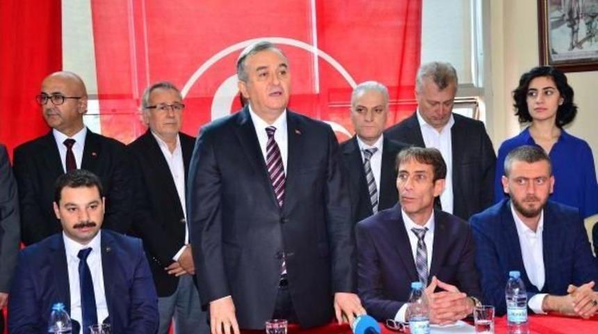 Mhp'li Ak&ccedil;ay: Cumhursuz Başkanlığa Ge&ccedil;it Vermeyiz