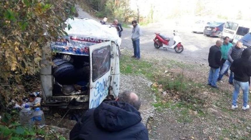 Yaşadığı Kamyonetin Kasasında &Ouml;l&uuml; Bulundu