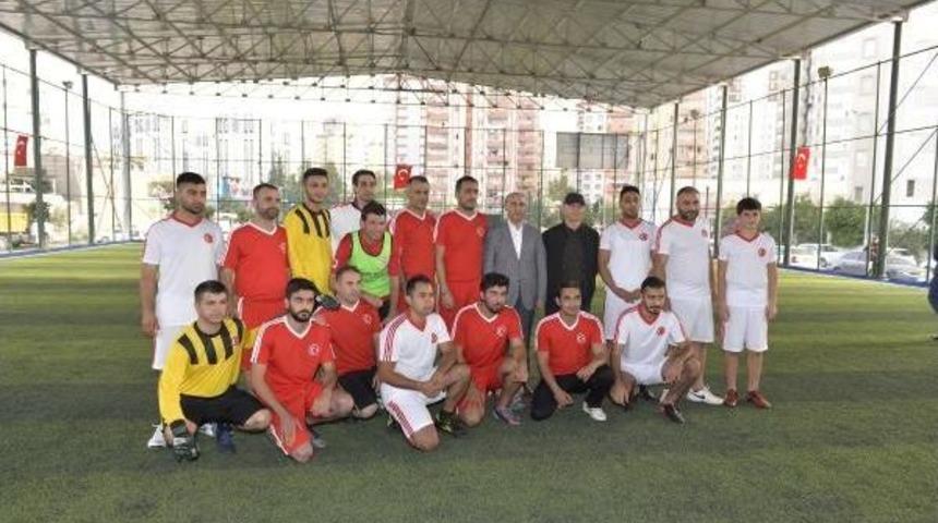 Şehidin Oğluna Halı Saha S&uuml;rprizi